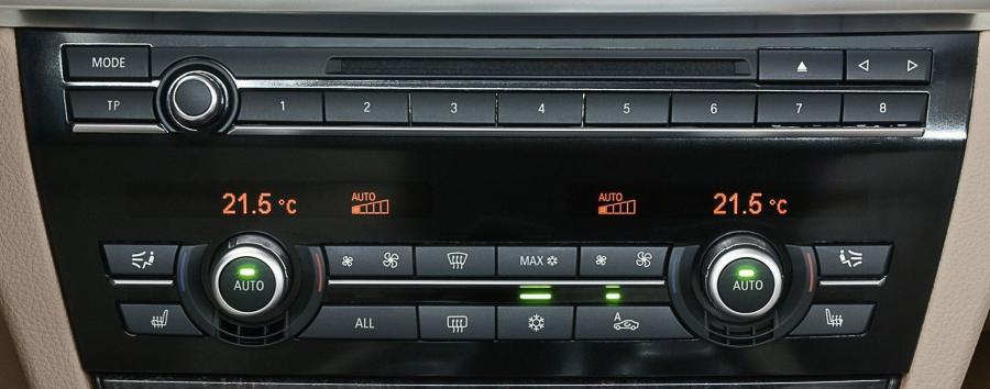  BMW 7-Series 2008 года  (фото 22 из 77)